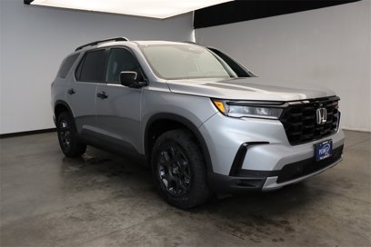 New 2025 Honda Pilot TrailSport