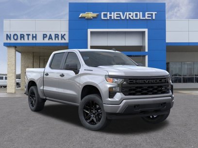New 2025 Chevrolet Silverado 1500 Custom w/ LPO, Dark Essentials Package