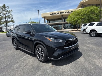 Used 2022 Toyota Highlander XLE