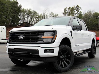 New 2025 Ford F150 XLT w/ Equipment Group 302A MID
