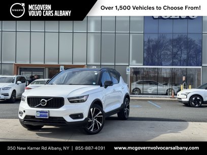 Used 2019 Volvo XC40 T5 R-Design