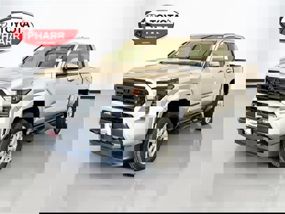 New 2025 Toyota Tacoma SR5