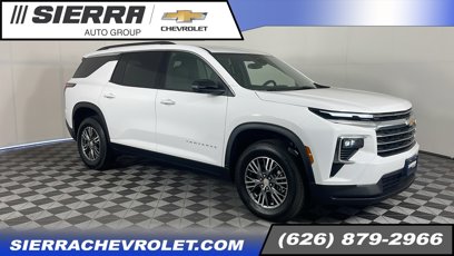 New 2025 Chevrolet Traverse LT