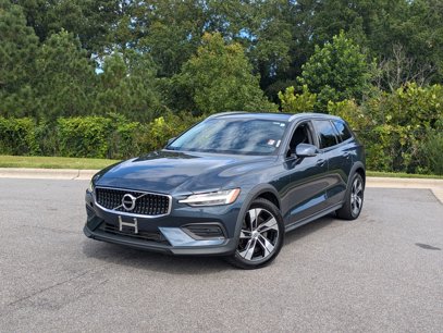 Used 2020 Volvo V60 T5 Cross Country w/ Protection Package Premier