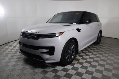 New 2025 Land Rover Range Rover Sport Dynamic SE