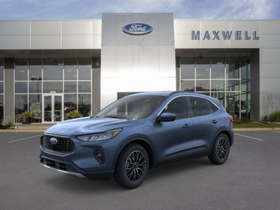 New 2025 Ford Escape SE