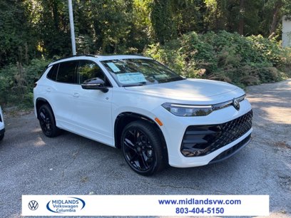 New 2025 Volkswagen Tiguan SE R-Line