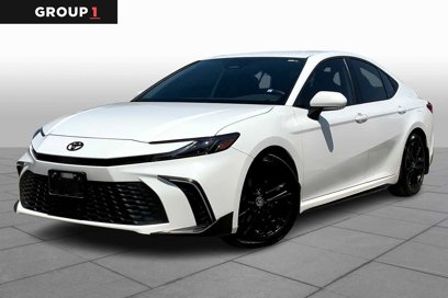 Used 2025 Toyota Camry SE