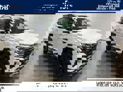 New 2025 Volkswagen Atlas Peak Edition SE