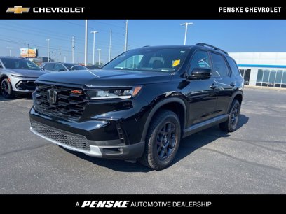 Used 2025 Honda Pilot TrailSport