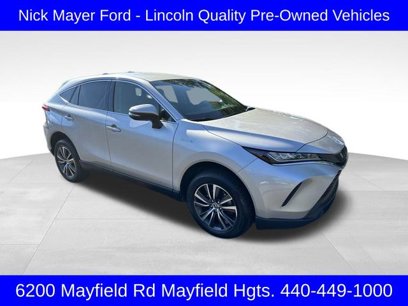 Used 2021 Toyota Venza LE w/ Carpet Mat Package (TMS)