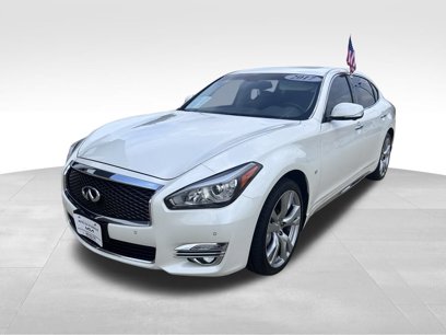 Used 2017 INFINITI Q70 L 3.7