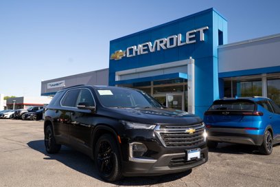 Used 2022 Chevrolet Traverse LT