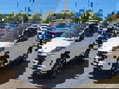 Used 2022 Ford Escape SE w/ SE Sport Appearance Package