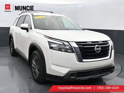 Used 2023 Nissan Pathfinder SV