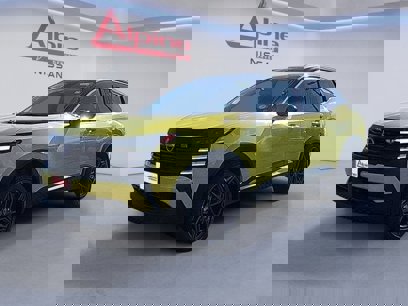 New 2025 Nissan Kicks SR
