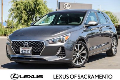 Used 2018 Hyundai Elantra GT w/ Style Package 02
