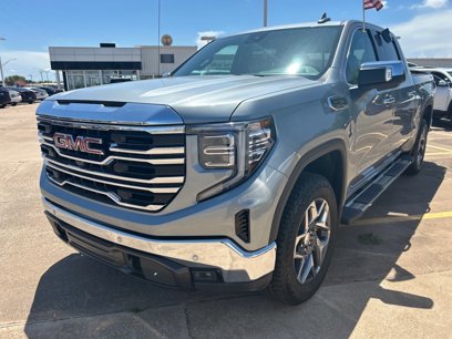 New 2025 GMC Sierra 1500 SLT w/ SLT Premium Plus Package