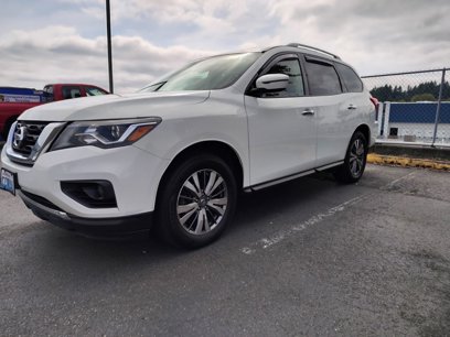 Used 2018 Nissan Pathfinder SV