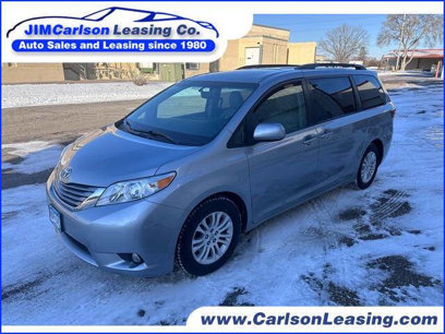 Used 2017 Toyota Sienna XLE