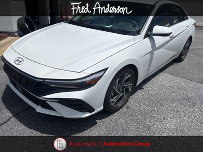 Used 2024 Hyundai Elantra SEL w/ Convenience Package