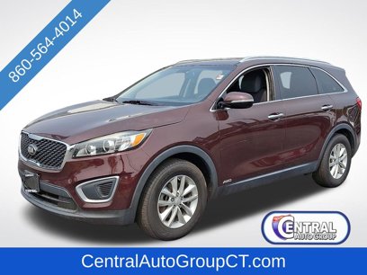 Used 2017 Kia Sorento LX w/ LX Convenience Package