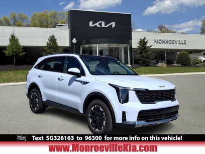 New 2025 Kia Sorento S w/ Panoramic Sunroof Package