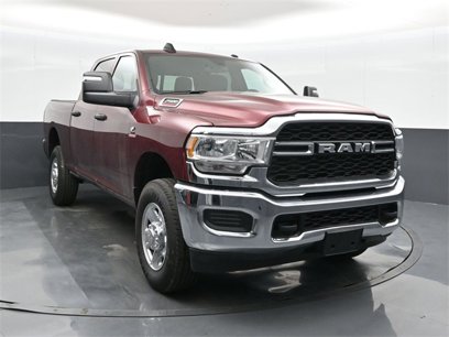 New 2024 RAM 2500 Tradesman w/ Chrome Appearance Group