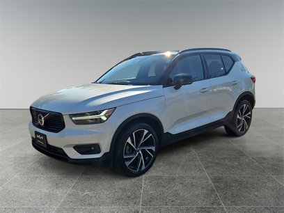 Used 2021 Volvo XC40 T5 R-Design