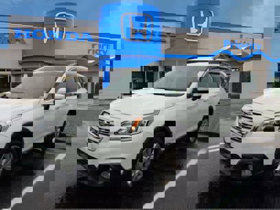 Used 2017 Subaru Outback 2.5i Premium w/ Popular Package #2