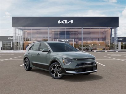 New 2025 Kia Niro SX Touring