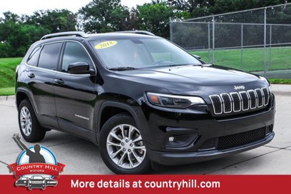 Used 2019 Jeep Cherokee Latitude w/ Cold Weather Group