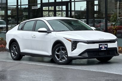Certified 2025 Kia K4 LXS