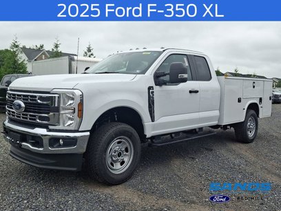 New 2025 Ford F350 XL w/ XL Chrome Package