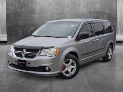 Used 2016 Dodge Grand Caravan American Value Package w/ UConnect Hands-Free Group
