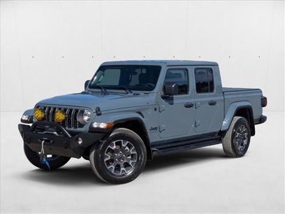 Used 2024 Jeep Gladiator Sport w/ Premium Package