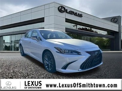 New 2025 Lexus ES 300h w/ Luxury Package