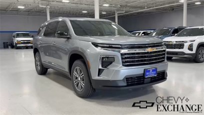 New 2025 Chevrolet Traverse LT w/ Driver Confidence Package