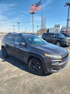 Used 2015 Jeep Cherokee Latitude w/ Comfort/Convenience Group