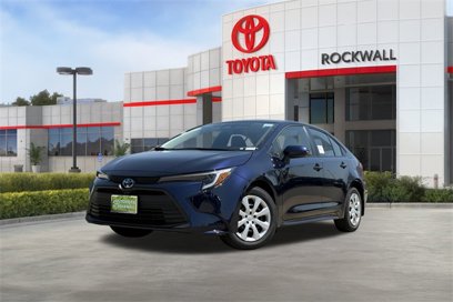 New 2025 Toyota Corolla LE