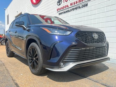New 2025 Toyota Highlander XSE