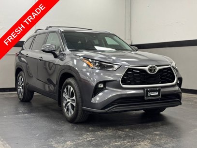 Used 2023 Toyota Highlander XLE