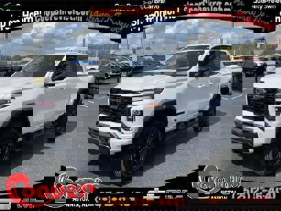 New 2025 GMC Canyon Elevation w/ Convenience Package