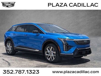 New 2025 Cadillac Optiq Luxury 2