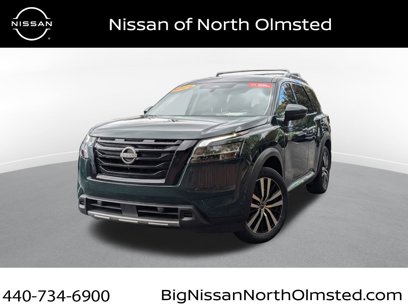 Certified 2024 Nissan Pathfinder Platinum w/ Black Appearance Package