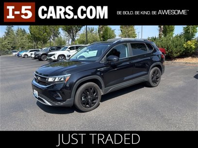 Certified 2023 Volkswagen Taos SE w/ Panoramic Sunroof Package