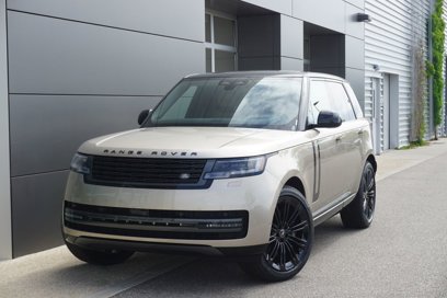 New 2025 Land Rover Range Rover SE