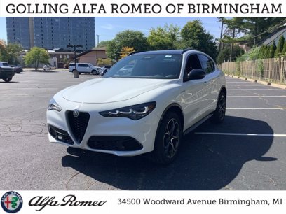 New 2025 Alfa Romeo Stelvio Sprint w/ Veloce Package
