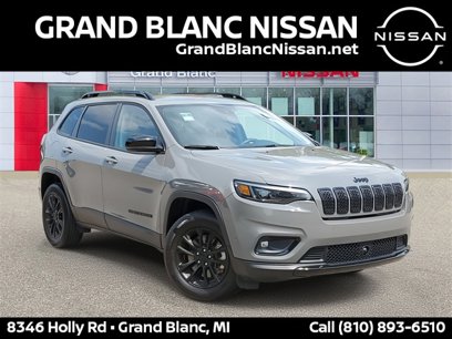 Used 2023 Jeep Cherokee Altitude Lux