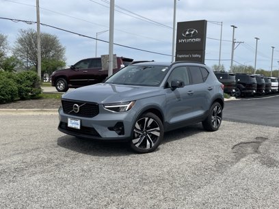 Used 2023 Volvo XC40 B5 Plus w/ Protection Package Premier